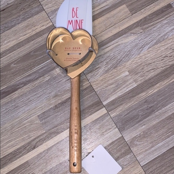 RAE DUNN be mine spatula and heart cookie cutter! - Picture 1 of 4